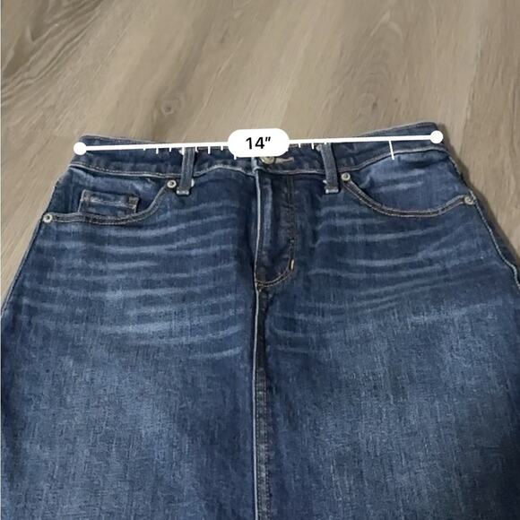 Old‎ Navy Medium Wash Raw Hem Mini Denim Skirt Size 2 - Picture 5 of 6